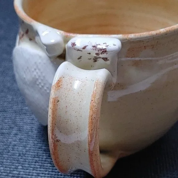 PEI Prince Edward Island Fox Pottery Mug Handmade Stoneware signed by Redrocks - Picture 6 of 7